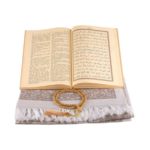 Coffret tapis de prière, Coran et chapelet dorés