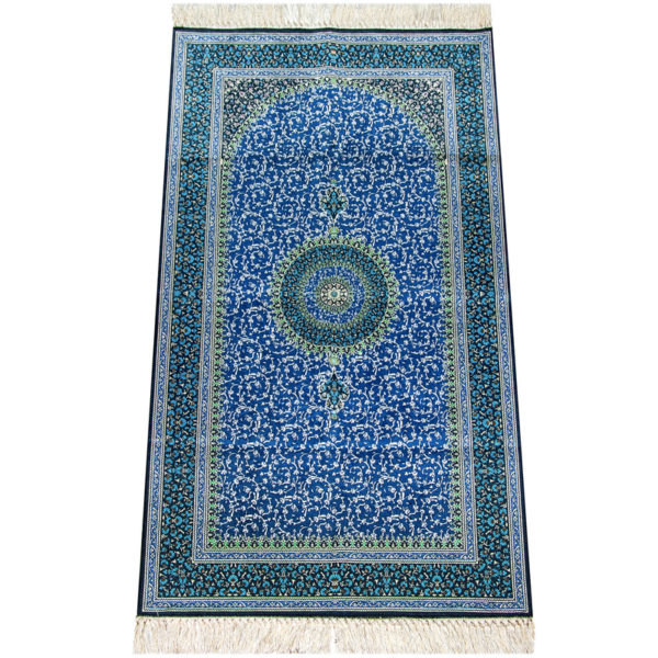 tapis de prière bleu à motifs style mosaïque. Tapis de prière à franges.
