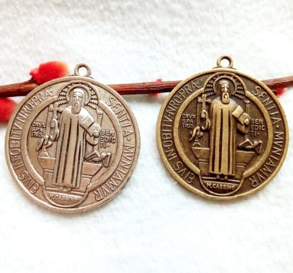 Médaille de Saint benoit en bronze
